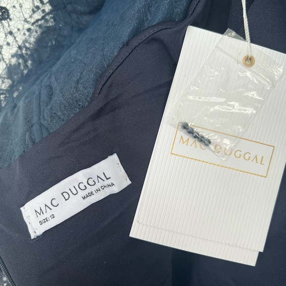 Mac Duggal Navy Blue Puff Long Sleeve V Neck Evening Gown Size 12 - Picture 9 of 10